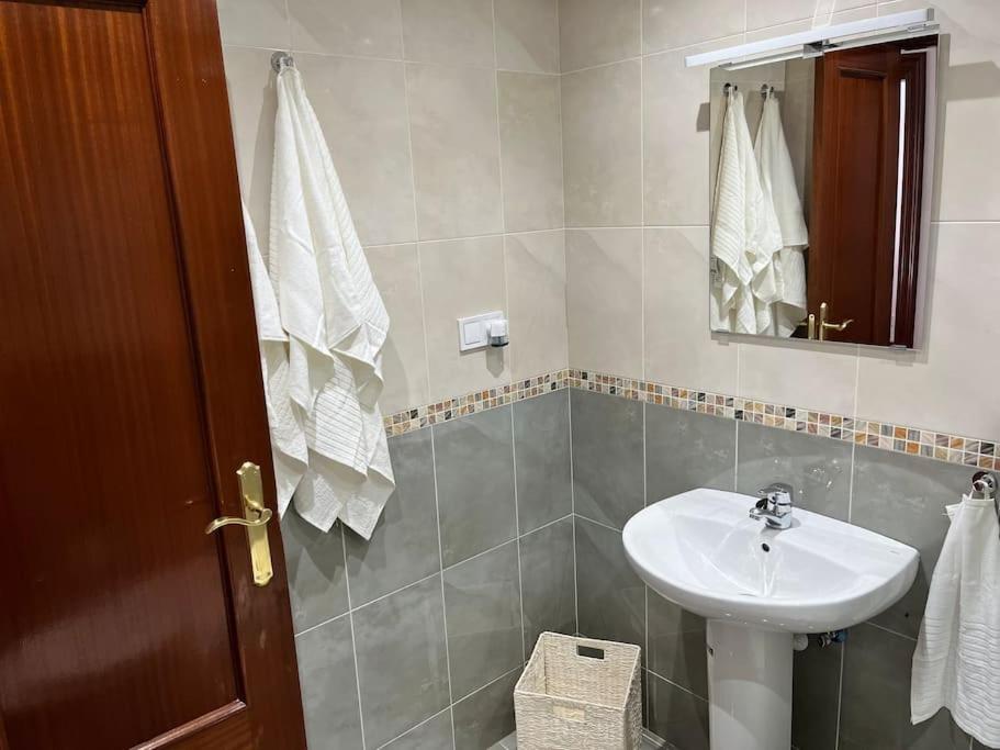 Piso Acogedor Y Centrico Apartamento Santoña Exterior foto